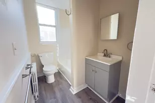 590 East St, New Haven, CT 06511 - Photo 3