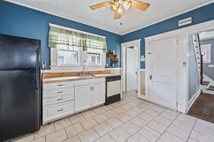 263 Atwood Ave, Waterbury, CT 06705 - Photo 15