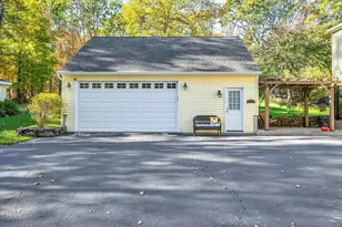 521 Foot Hills Rd, Haddam, CT 06441 - Photo 31