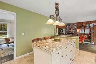 19 Kimberly Dr, Brookfield, CT 06804 - Photo 11