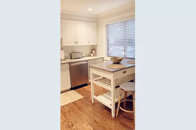 10 Mead Street #APT 6, Stamford, CT 06907 - Photo 7