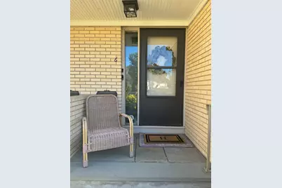 10 Mead Street #APT 6, Stamford, CT 06907 - Photo 1