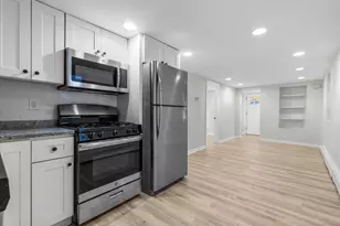 107 Dewey St, Stratford, CT 06615 - Photo 17