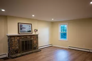 10 Eli Yale Terrace, Branford, CT 06405 - Photo 5