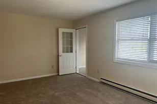 21 Prospect St, Torrington, CT 06790 - Photo 3