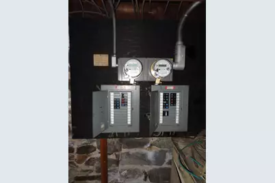 363 Carroll Avenue, Bridgeport, CT 06607 - Photo 7