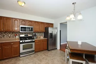 43 Steeplechase Dr, Newington, CT 06111 - Photo 5