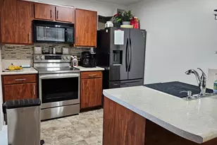 54 Rope Ferry Rd, Waterford, CT 06385 - Photo 5