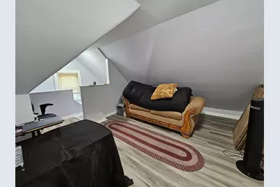 566 Wood Avenue, Bridgeport, CT 06604 - Photo 17