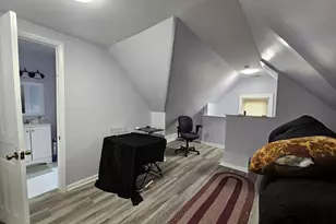 566 Wood Ave, Bridgeport, CT 06604 - Photo 19