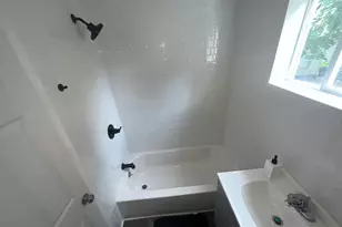 212 Newhall St, New Haven, CT 06511 - Photo 5