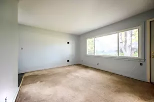 23 Baird Ct, Stratford, CT 06614 - Photo 7