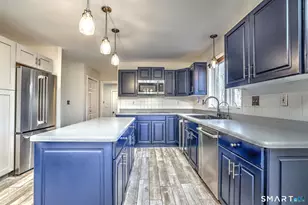 84 Chelsea Ct, Orange, CT 06477 - Photo 17