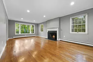 35 Turner Dr, Greenwich, CT 06831 - Photo 3