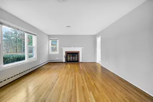 35 Burnham Rd, Avon, CT 06001 - Photo 5