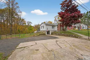 17 Bevin Blvd, East Hampton, CT 06424 - Photo 37