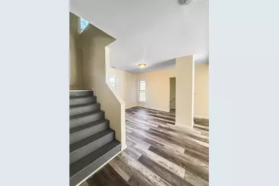 358 Pomeroy Avenue, Meriden, CT 06450 - Photo 9