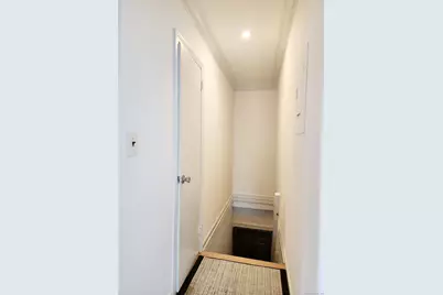 61 Aberdeen Street #2nd Fl., Stamford, CT 06902 - Photo 9