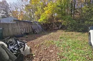 30 Riverside Dr, Sprague, CT 06330 - Photo 7