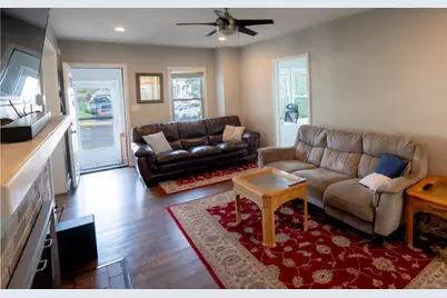 682 Second Avenue, West Haven, CT 06516 - Photo 9