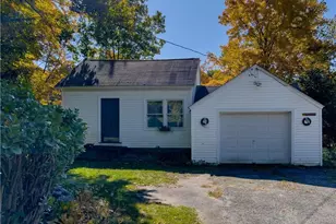 81 Currituck Rd, Newtown, CT 06470 - Photo 23