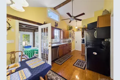 81 Currituck Road, Newtown, CT 06470 - Photo 5