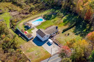 827 Thompson Rd, Thompson, CT 06277 - Photo 39