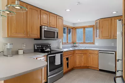 827 Thompson Road, Thompson, CT 06277 - Photo 15