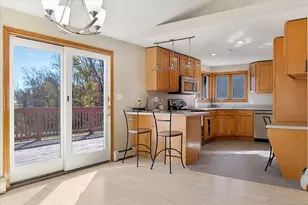 827 Thompson Rd, Thompson, CT 06277 - Photo 19