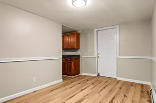 252 Prospect St, Norwich, CT 06360 - Photo 11