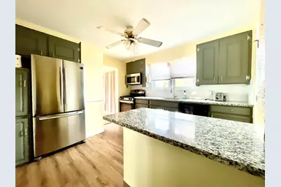 55 Bronx Avenue, Waterbury, CT 06705 - Photo 9