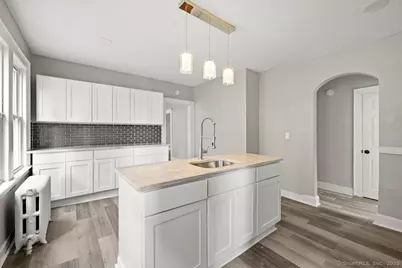 338 Pine Street, Waterbury, CT 06704 - Photo 9