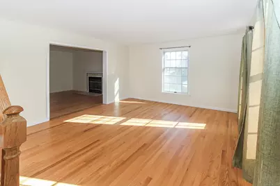 107 Benson Place, Fairfield, CT 06824 - Photo 9