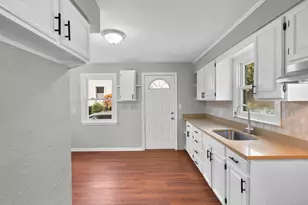 559 Woodin St, Hamden, CT 06514 - Photo 11