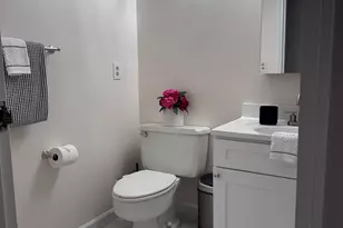 10 Ledgebrook Dr, Norwalk, CT 06854 - Photo 23