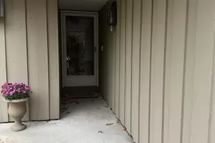 10 Ledgebrook Dr, Norwalk, CT 06854 - Photo 1