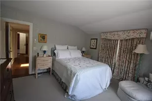 15 Trumbull St, Stonington, CT 06378 - Photo 21