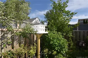 15 Trumbull St, Stonington, CT 06378 - Photo 27