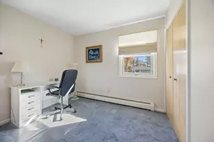 25 Stowe Ct, Hamden, CT 06514 - Photo 15