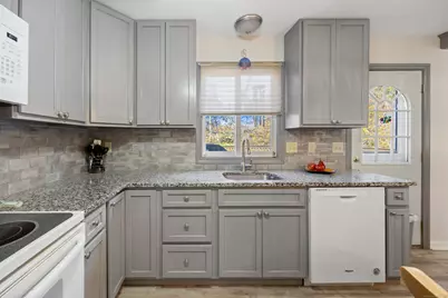 25 Stowe Court, Hamden, CT 06514 - Photo 3