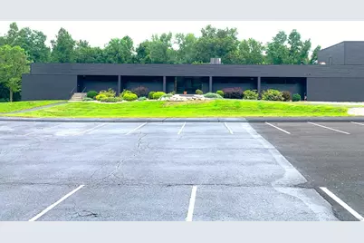 613 New Britain Avenue, Farmington, CT 06032 - Photo 3