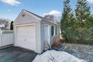 83 Disbrow St, Stratford, CT 06614 - Photo 37