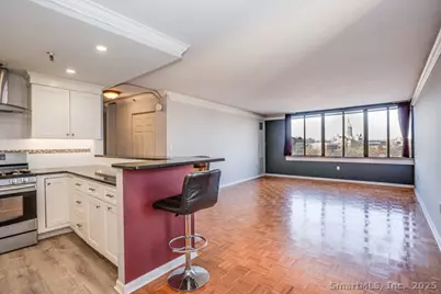 100 Wells Street #R802, Hartford, CT 06103 - Photo 7