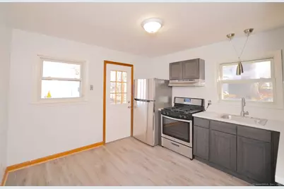 29 Myrna Avenue, Waterbury, CT 06704 - Photo 5