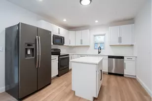 7 Carver Ave, Norwich, CT 06360 - Photo 3