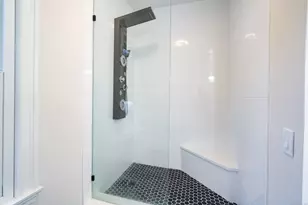 7 Carver Ave, Norwich, CT 06360 - Photo 13