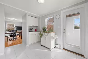 377 Hayden Station Rd, Windsor, CT 06095 - Photo 5