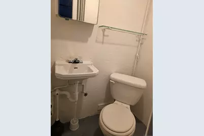 481 Bunker Hill Avenue, Waterbury, CT 06708 - Photo 11