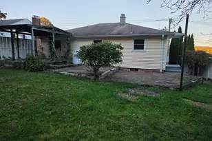 481 Bunker Hill Ave, Waterbury, CT 06708 - Photo 13