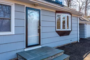 371 Middle Rd, Farmington, CT 06032 - Photo 3